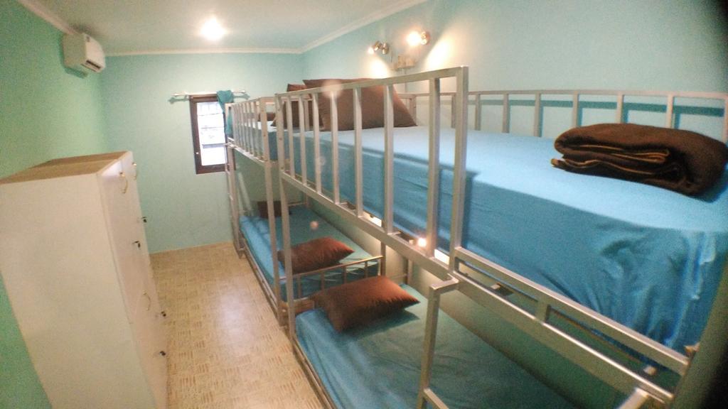 Hoz Bed & Breakfast Yogyakarta Esterno foto