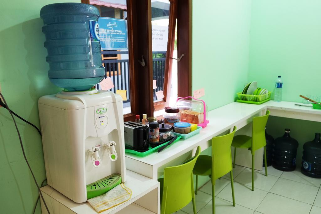 Hoz Bed & Breakfast Yogyakarta Esterno foto