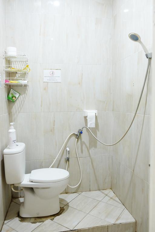 Hoz Bed & Breakfast Yogyakarta Esterno foto