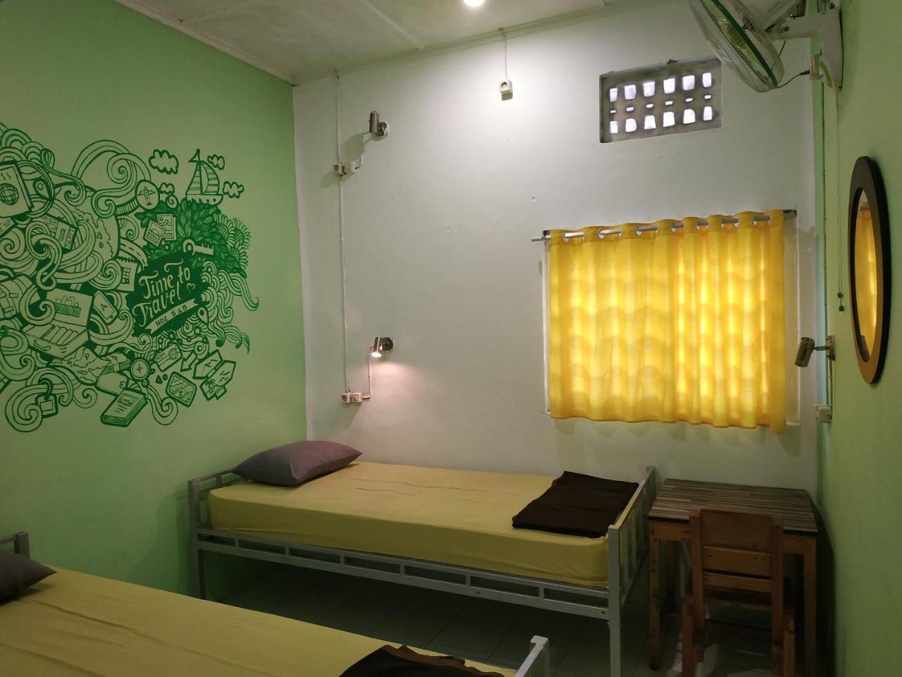 Hoz Bed & Breakfast Yogyakarta Esterno foto
