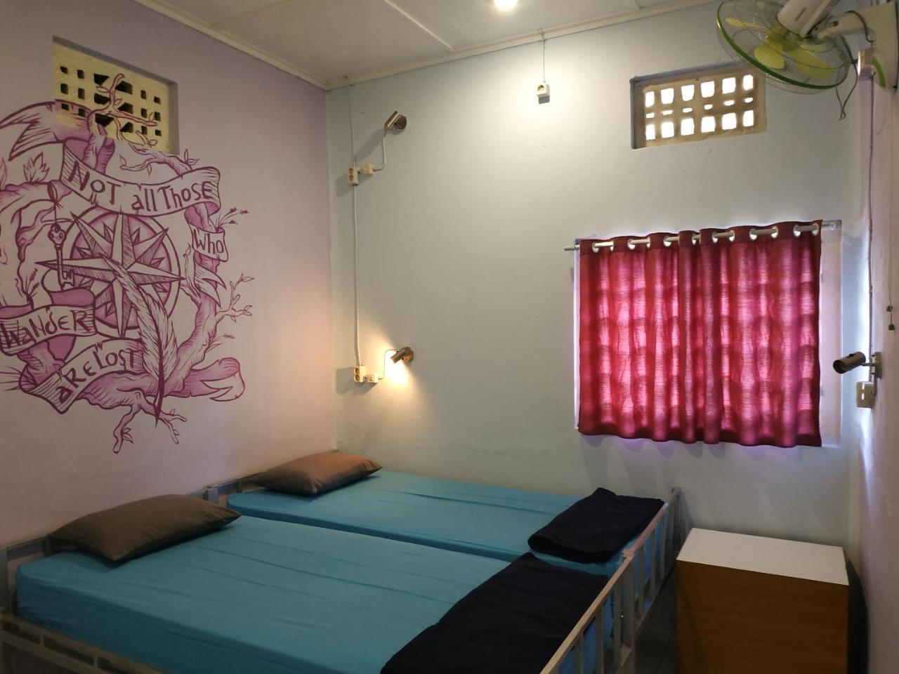 Hoz Bed & Breakfast Yogyakarta Esterno foto