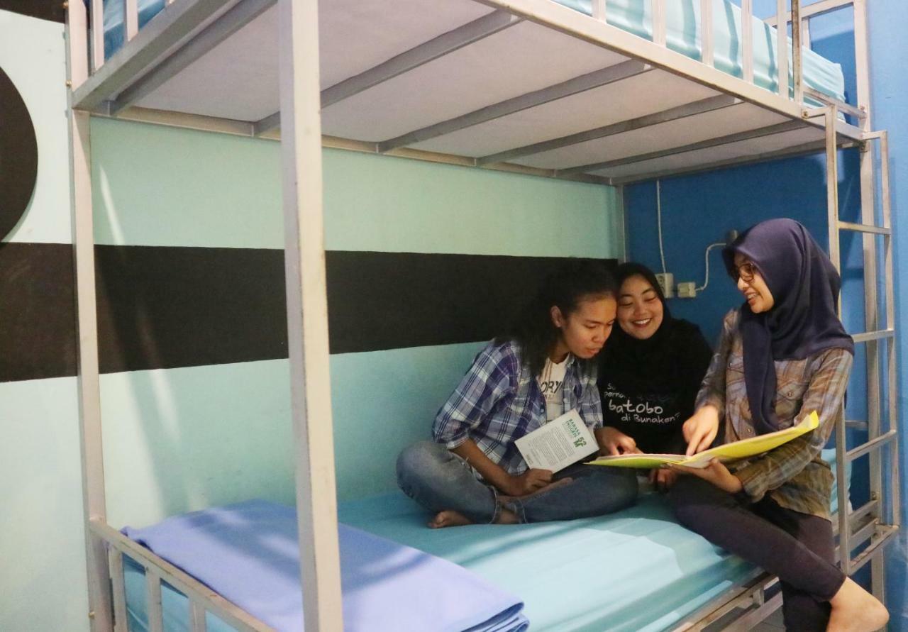Hoz Bed & Breakfast Yogyakarta Esterno foto